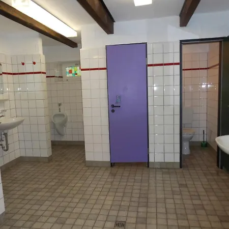 Haus Mit Der Roten Telefonzelle Apen